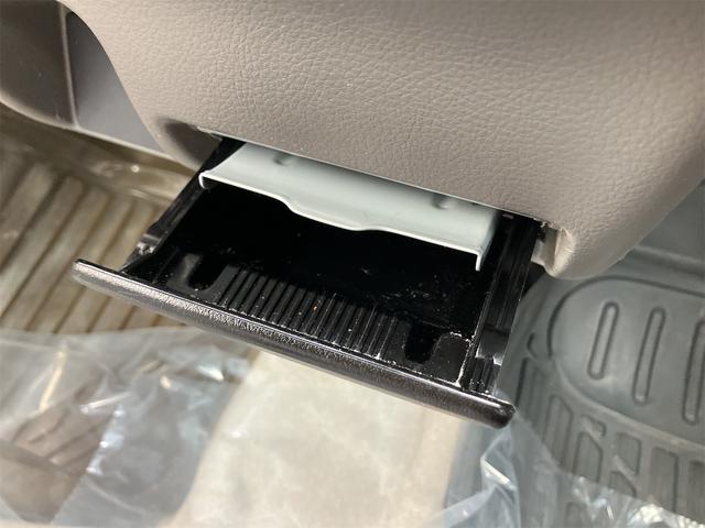 エブリイ ジョインターボ　軽バン　ＡＴ　ＥＴＣ　ナビ　ＴＶ　両側スライドドア　キーレスエントリー　電動格納ミラー　盗難防止システム　ＡＢＳ　エアコン　パワーステアリング　パワーウィンドウ　運転席エアバッグ　助手席エアバッグ（31枚目）