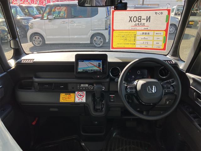 毎回座るフロントシート。運転席は必ず使用する部分ですので、座り心地が重要です！