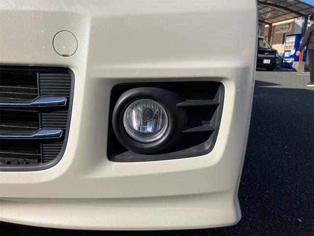 N-BOXカスタム G・Lパッケージ ETC バックカメラ 両側スライド・片側電動 ナビ TV オートライト HID スマートキー アイドリングストップ 電動格納ミラー ベンチシート CVT 盗難防止システム ABS ESC CD(25枚目)