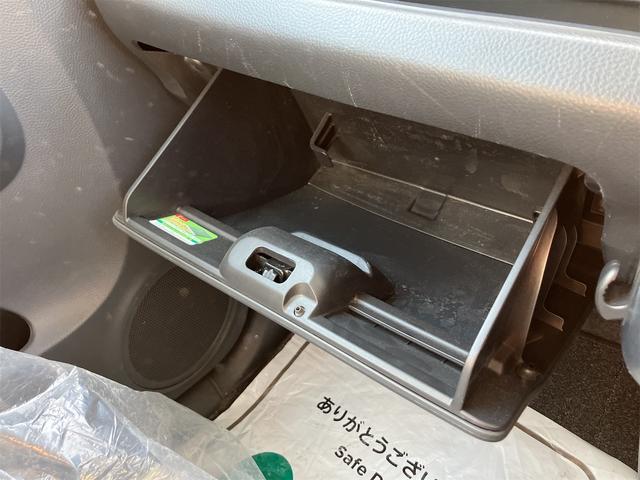 モコ Ｓ　ナビ　ＴＶ　スマートキー　アイドリングストップ　電動格納ミラー　ベンチシート　ＣＶＴ　盗難防止システム　ＡＢＳ　ＣＤ　ＵＳＢ　ミュージックプレイヤー接続可　衝突安全ボディ　エアコン　パワーステアリング（10枚目）