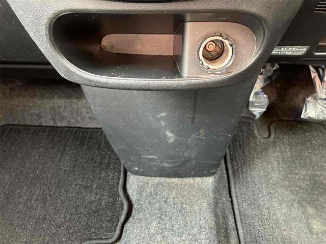 タント カスタムＸ　トップエディションＳＡＩＩＩ　ドライブレコーダー　ＥＴＣ　バックカメラ　両側スライド・片側電動　ナビ　ＴＶ　衝突被害軽減システム　オートマチックハイビーム　オートライト　ＬＥＤヘッドランプ　スマートキー　アイドリングストップ（32枚目）