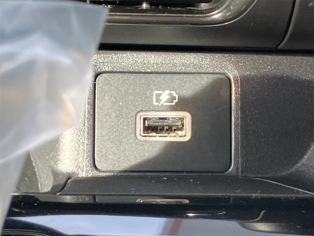 デイズ ハイウェイスター　Ｘ　全周囲カメラ　バックカメラ　クリアランスソナー　衝突被害軽減システム　オートライト　ＬＥＤヘッドランプ　スマートキー　アイドリングストップ　電動格納ミラー　ベンチシート　ＣＶＴ　盗難防止システム（11枚目）