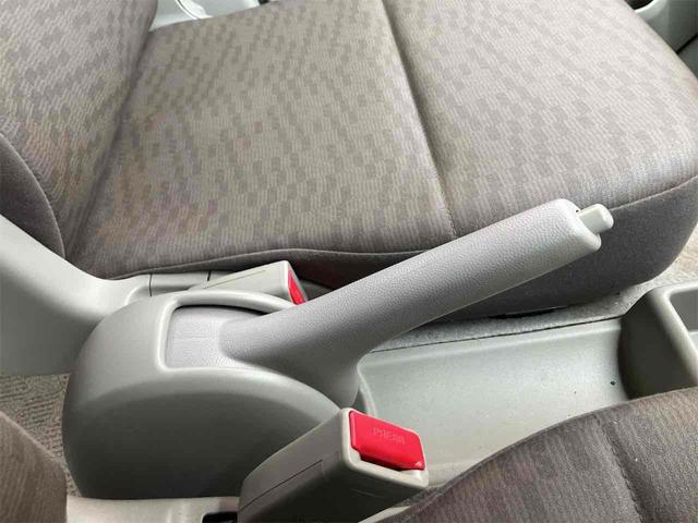 NV100クリッパーバン DX AT 両側スライドドア キーレスエントリー エアコン パワーステアリング 運転席エアバッグ 助手席エアバッグ CD(26枚目)