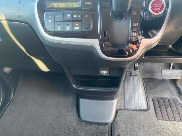 N-BOXカスタム G・Aパッケージ ETC バックカメラ 両側電動スライドドア TV 衝突被害軽減システム オートライト HID スマートキー アイドリングストップ ベンチシート CVT 盗難防止システム ABS ESC CD(5枚目)