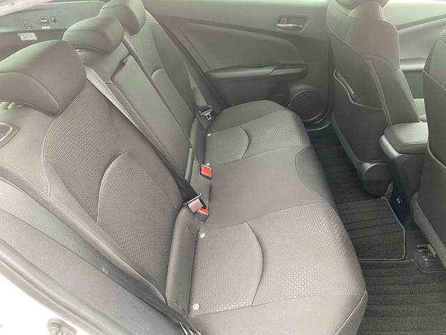 プリウス SセーフティプラスII ドライブレコーダー ETC クリアランスソナー レーンアシスト オートクルーズコントロール 衝突被害軽減システム バックカメラ ナビ TV アルミホイール オートマチックハイビーム LEDヘッドランプ(10枚目)