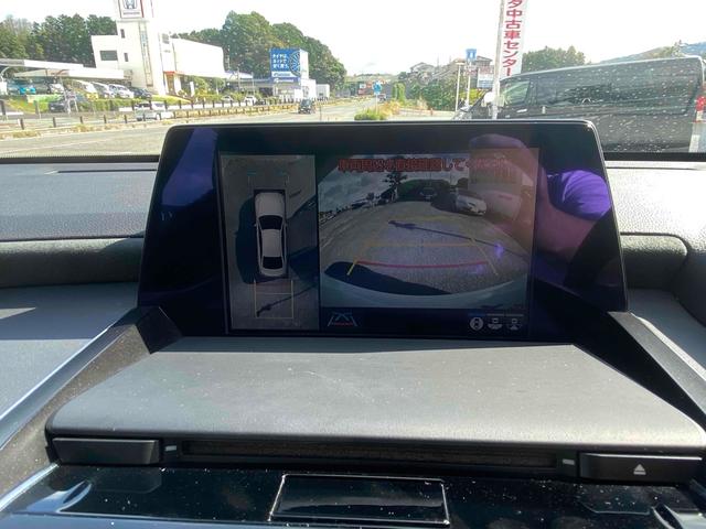 クラウンハイブリッド RSアドバンス クリアランスソナー レーンアシスト オートクルーズコントロール パークアシスト 衝突被害軽減システム 全周囲カメラ TV アルミホイール オートマチックハイビーム LEDヘッドランプ CVT(3枚目)