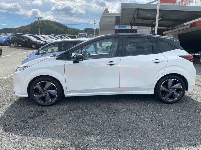 オーラ Ｇ　レザーエディション　全周囲カメラ　ＴＶ　クリアランスソナー　オートクルーズコントロール　衝突被害軽減システム　アルミホイール　ＬＥＤヘッドランプ　スマートキー　シートヒーター　ＣＶＴ　盗難防止システム　衝突安全ボディ（2枚目）