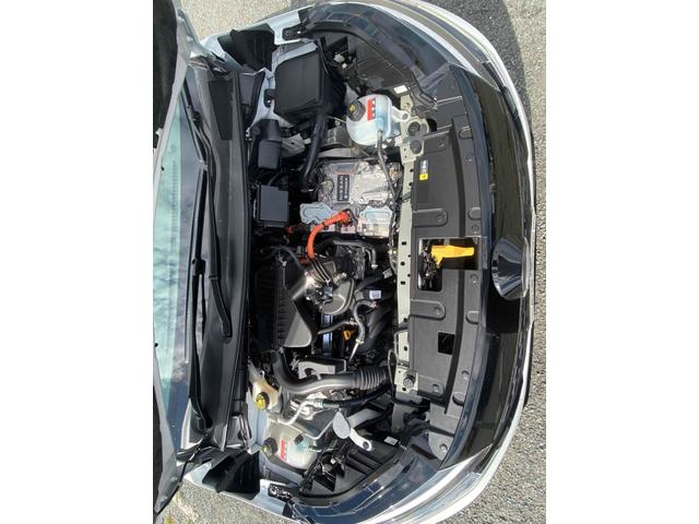 オーラ Ｇ　レザーエディション　全周囲カメラ　ＴＶ　クリアランスソナー　オートクルーズコントロール　衝突被害軽減システム　アルミホイール　ＬＥＤヘッドランプ　スマートキー　シートヒーター　ＣＶＴ　盗難防止システム　衝突安全ボディ（7枚目）