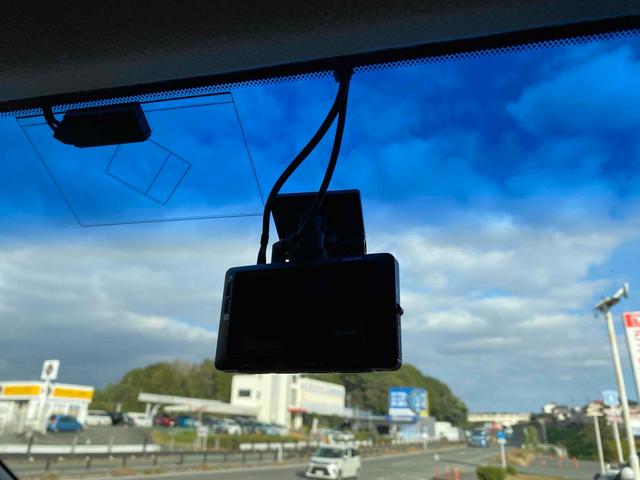 セレナ ハイウェイスター　Ｖセレ＋セーフティ　ＳＨＶ　Ａセフ　ドライブレコーダー　ＥＴＣ　全周囲カメラ　ナビ　ＴＶ　クリアランスソナー　オートクルーズコントロール　レーンアシスト　衝突被害軽減システム　両側電動スライドドア　ＬＥＤヘッドランプ　スマートキー（5枚目）