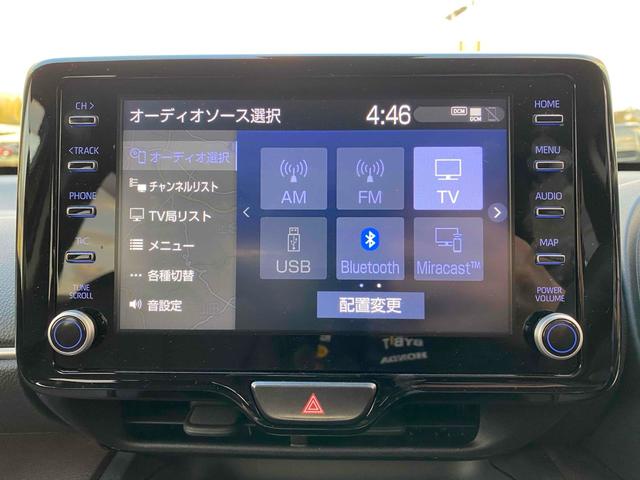 ヤリスクロス ハイブリッドＺ　ドライブレコーダー　ＥＴＣ　バックカメラ　クリアランスソナー　オートクルーズコントロール　衝突被害軽減システム　ＴＶ　オートマチックハイビーム　ＬＥＤヘッドランプ　アルミホイール　スマートキー（3枚目）