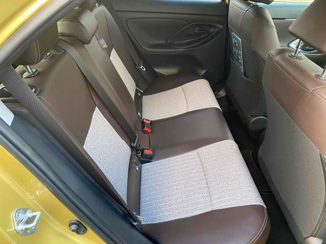 ヤリスクロス ハイブリッドＺ　ドライブレコーダー　ＥＴＣ　バックカメラ　クリアランスソナー　オートクルーズコントロール　衝突被害軽減システム　ＴＶ　オートマチックハイビーム　ＬＥＤヘッドランプ　アルミホイール　スマートキー（9枚目）