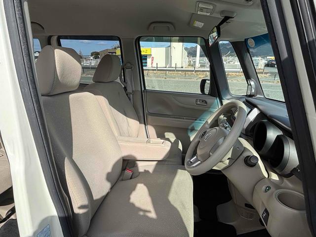 Ｎ－ＢＯＸ Ｇ・Ｌパッケージ　ＥＴＣ　バックカメラ　両側スライド・片側電動　ナビ　ＴＶ　スマートキー　アイドリングストップ　ベンチシート　ＣＶＴ　ＥＳＣ　ミュージックプレイヤー接続可　Ｂｌｕｅｔｏｏｔｈ　チップアップシート（7枚目）