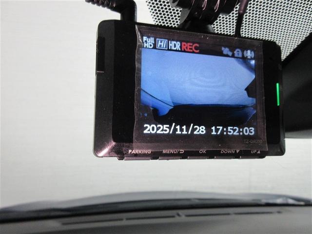 シエンタ ハイブリッド ファンベースG クエロ フルセグ メモリーナビ DVD再生 バックカメラ 衝突被害軽減システム ETC ドラレコ 両側電動スライド LEDヘッドランプ ウオークスルー ワンオーナー 記録簿(22枚目)