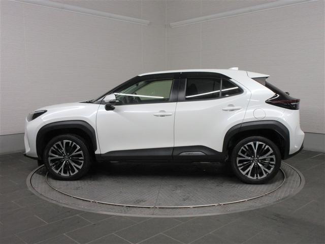 ヤリスクロス ハイブリッドＺ　バックカメラ　衝突被害軽減システム　ＥＴＣ　ドラレコ　ＬＥＤヘッドランプ　ワンオーナー　記録簿（3枚目）