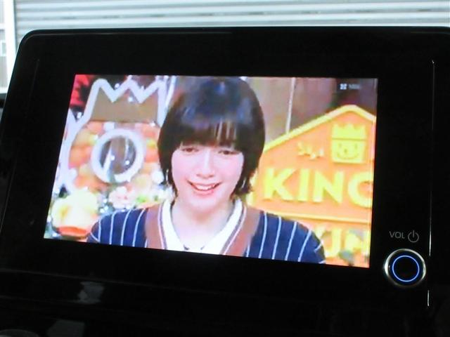 シエンタ ハイブリッドＧ　フルセグ　バックカメラ　衝突被害軽減システム　ＥＴＣ　両側電動スライド　ＬＥＤヘッドランプ　ウオークスルー　乗車定員７人　３列シート　ワンオーナー　アイドリングストップ（18枚目）