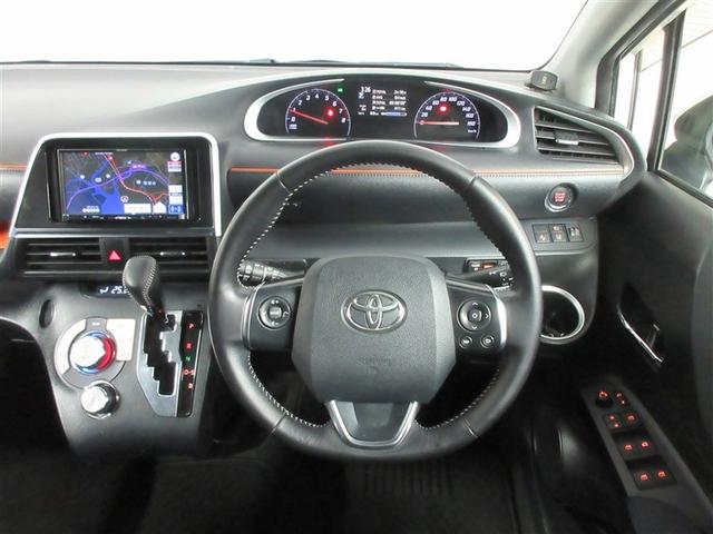 シエンタ Ｇ　フルセグ　メモリーナビ　ＤＶＤ再生　後席モニター　バックカメラ　衝突被害軽減システム　ＥＴＣ　ドラレコ　両側電動スライド　ウオークスルー　乗車定員７人　３列シート　記録簿　アイドリングストップ（5枚目）