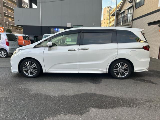 オデッセイ アブソルート・ホンダセンシング 2年保証 純正ナビ 電動シート 純正17インチアルミ ETC2.0 バックカメラ Bluetooth 両側電動スライド フルセグ オットマン(8枚目)