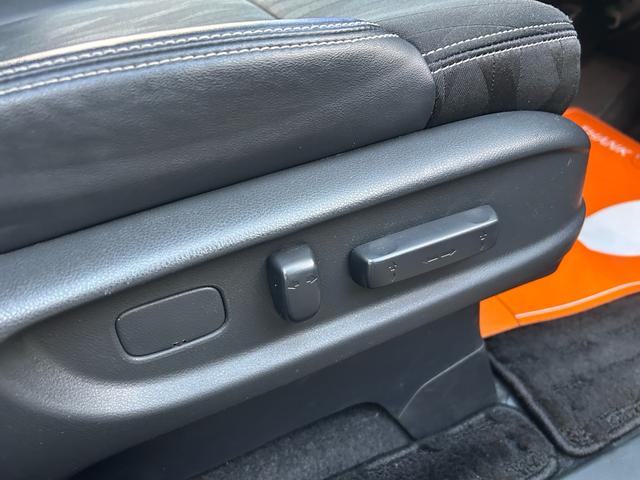 オデッセイ アブソルート・ホンダセンシング 2年保証 純正ナビ 電動シート 純正17インチアルミ ETC2.0 バックカメラ Bluetooth 両側電動スライド フルセグ オットマン(29枚目)