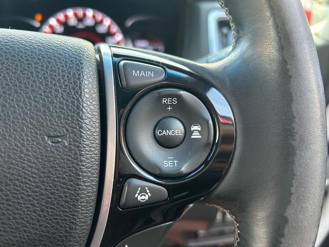 オデッセイ アブソルート・ホンダセンシング 2年保証 純正ナビ 電動シート 純正17インチアルミ ETC2.0 バックカメラ Bluetooth 両側電動スライド フルセグ オットマン(32枚目)