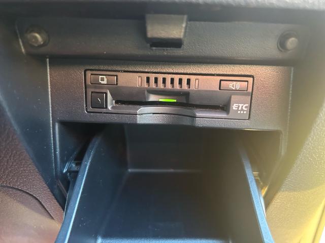 アルファード ２．５Ｓ　２年保証　純正ナビ　フルセグ　ＥＴＣ　バックカメラ　８人乗　フロントエアロ　リアモニター　Ｂｌｕｅｔｏｏｔｈ　ドライブレコーダー（34枚目）