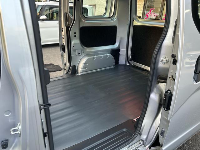 �S�ԁA��{�v�����Ő��X�^�b�t�ɂ��N���[�j���O�ƃ{�f�B�[�����{�H�����{�������܂��I��؂Ȃ��q�l�̂��ԁA���J�Ɏd�グ�����Ē����܂���