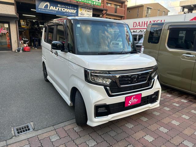 Ｎ－ＢＯＸカスタム Ｌターボ　２年保証　純正ナビ　フルセグ　ＥＴＣ　ターボ　バックカメラ　Ｂｌｕｅｔｏｏｔｈ　純正アルミ　ツートンカラー　ホンダセンシング（3枚目）