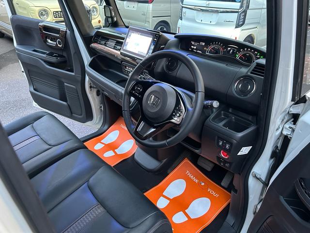 Ｎ－ＢＯＸカスタム Ｌターボ　２年保証　純正ナビ　フルセグ　ＥＴＣ　ターボ　バックカメラ　Ｂｌｕｅｔｏｏｔｈ　純正アルミ　ツートンカラー　ホンダセンシング（21枚目）