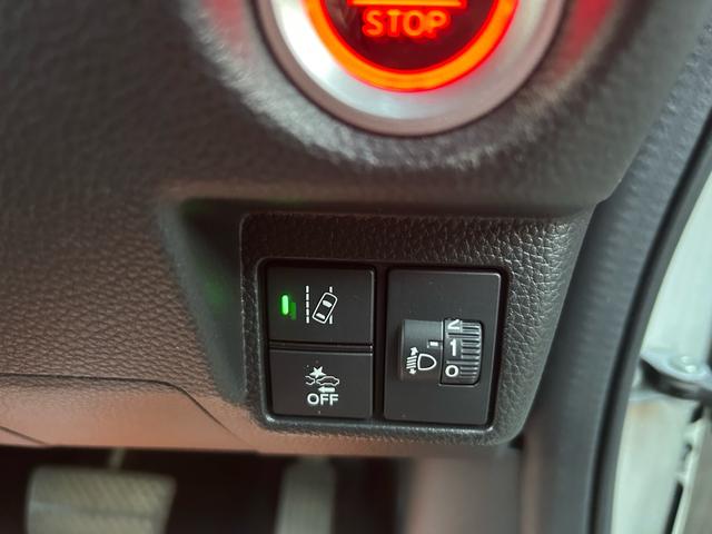 Ｎ－ＢＯＸカスタム Ｌターボ　２年保証　純正ナビ　フルセグ　ＥＴＣ　ターボ　バックカメラ　Ｂｌｕｅｔｏｏｔｈ　純正アルミ　ツートンカラー　ホンダセンシング（30枚目）