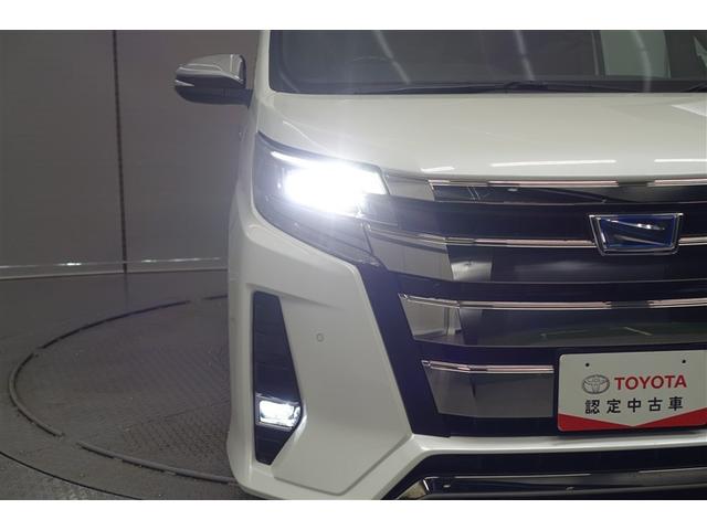 ノア ハイブリッドＳｉ　ダブルバイビーＩＩＩ　地デジ　バックモニター　両側ＰＳＤ　ＬＥＤ　ナビ＆ＴＶ　ＤＶＤ　横滑り防止装置　アルミホイール　スマキー　エアバッグ　クルコン　ＡＣ　３列シート　キーフリー　１オ－ナ－　ＥＴＣ　メモリーナビ（22枚目）