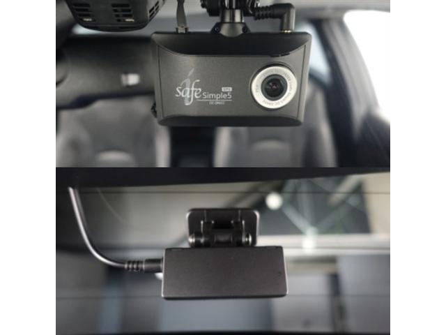 プリウス Ａプレミアム　ツーリングセレクション　横滑り防止機能　皮シート　運転席パワーシート　エアコン　パワーウィンドウ　ナビ＆ＴＶ　アイドリングストップ　ＬＥＤライト　盗難防止装置　スマートキー＆プッシュスタート　キーレス　ＥＴＣ　アルミホイール（14枚目）
