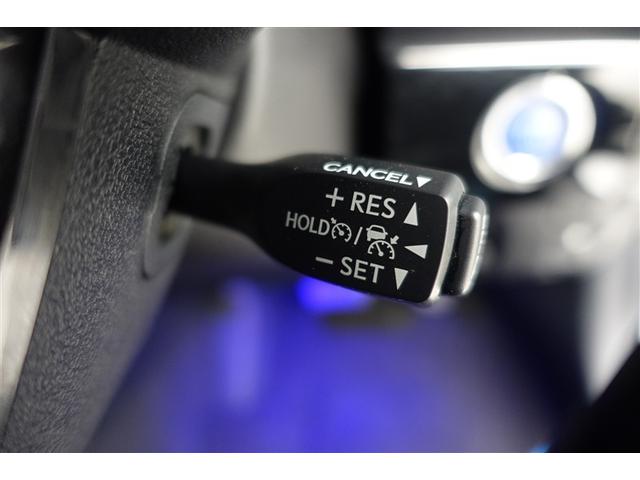 プリウス Ａプレミアム　ツーリングセレクション　横滑り防止機能　皮シート　運転席パワーシート　エアコン　パワーウィンドウ　ナビ＆ＴＶ　アイドリングストップ　ＬＥＤライト　盗難防止装置　スマートキー＆プッシュスタート　キーレス　ＥＴＣ　アルミホイール（39枚目）