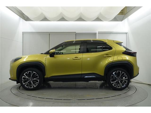 ヤリスクロス ハイブリッドZ ドライブレコーダ インテリジェントキー アルミホイル LEDライト 1オ-ナ- リアカメラ クルーズコントロール 整備記録簿 横滑り防止システム ナビTV メモリーナビゲーション 電動シ-ト パワステ(2枚目)