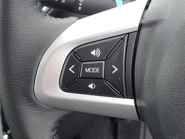 �X�e�A�����O�X�C�b�`���ځI�n���h�������𗣂��Ȃ��Ă��A�茳�̃X�C�b�`�ŉ��ʒ��߂Ȃǂ��o���܂��B�^�]�ȂɎ��������炳�Ȃ��Ă����삪�o���Ĉ��S�ł��I