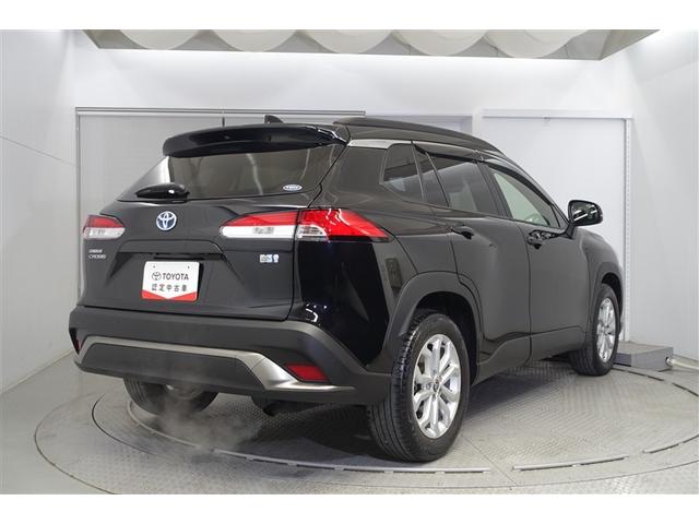 カローラクロス ハイブリッド　Ｓ　衝突軽減　エアバッグ　クルーズコントロール　ＬＥＤヘッドライト　ＥＴＣ車載器　アルミホイール　Ｂモニター　スマートキー　ドラレコ　キーレス　ミュージックプレイヤー接続可　横滑り防止機能　オートエアコン（3枚目）