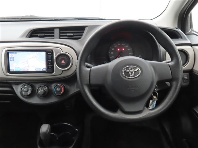 �X�^�C���b�V���ȃC���p�l����ł��I�^�]�̍ہA��ɖڂɂ��镔���́A�V�b�N�ɂ܂Ƃ߂��O���̗��Ȃ��f�U�C�����l�C�ł��I