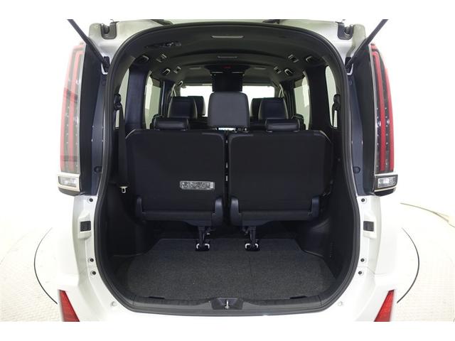 �ƂĂ��L�X�A�傫�ȊJ�����̉׎��X�y�[�X�ł��ˁB�@�J�����L�X������A�傫�ȉו����y�X���[�o�����Ⴂ�܂��ˁB�@�ו��X�y�[�X�͍L���ق��������ł���ˁB