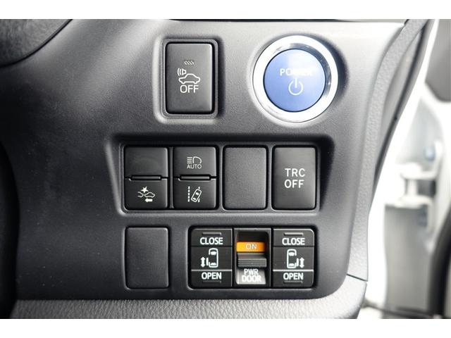 �����p���[�X���C�h�h�A���t���Ă��܂��B�����̃{�^����ō��E�̃X���C�h�h�A���J���邱�Ƃ��ł��܂��B���ݍ��ݖh�~���u���t���Ă���̂ň��S�ł��B