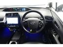 プリウス Ａプレミアム　ツーリングセレクション　横滑り防止機能　皮シート　運転席パワーシート　エアコン　パワーウィンドウ　ナビ＆ＴＶ　アイドリングストップ　ＬＥＤライト　盗難防止装置　スマートキー＆プッシュスタート　キーレス　ＥＴＣ　アルミホイール（4枚目）