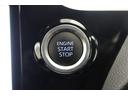 スマートエントリー&プッシュスタートはキーをバッグ等に携帯している時にブレーキを踏んでスタートボタンを押すとエンジンが始動します。車内に忘れた場合にはロック出来ませんので締め忘れの心配もなくなります!