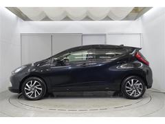 コンパクトな車体ならではの取り扱いのしやすさでお出掛けやお買い物、通勤と大活躍をしてくれますね☆ 2