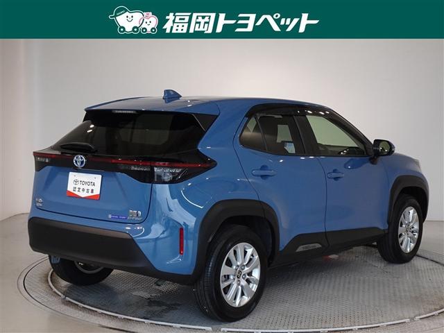 ヤリスクロス ハイブリッドG 衝突被害軽減システム メモリーナビ フルセグ バックカメラ LEDヘッドランプ 4WD スマートキー(3枚目)