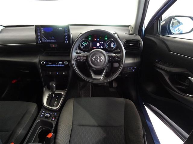 ヤリスクロス ハイブリッドG 衝突被害軽減システム メモリーナビ フルセグ バックカメラ LEDヘッドランプ 4WD スマートキー(5枚目)