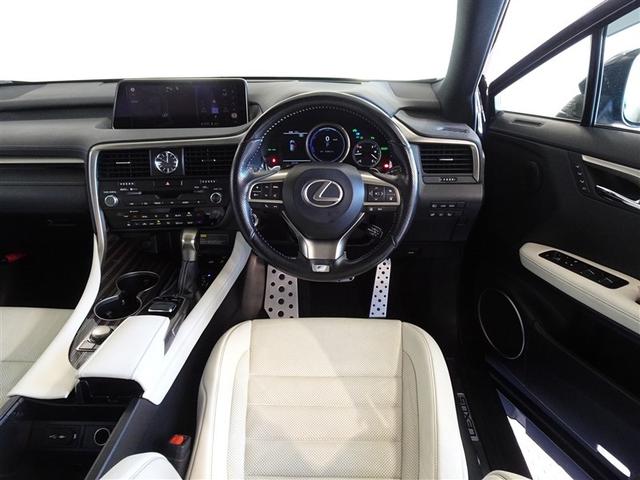 ＲＸ ＲＸ４５０ｈ　Ｆスポーツ　衝突被害軽減システム　メモリーナビ　フルセグ　バックカメラ　ＥＴＣ　サンルーフ　フルエアロ　ＬＥＤヘッドランプ　スマートキー（5枚目）