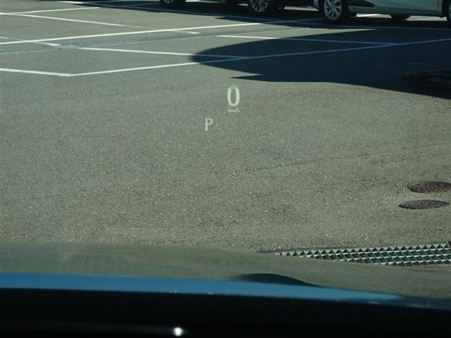 ＲＸ ＲＸ４５０ｈ　Ｆスポーツ　衝突被害軽減システム　メモリーナビ　フルセグ　バックカメラ　ＥＴＣ　サンルーフ　フルエアロ　ＬＥＤヘッドランプ　スマートキー（16枚目）