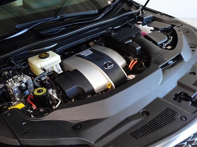 ＲＸ ＲＸ４５０ｈ　Ｆスポーツ　衝突被害軽減システム　メモリーナビ　フルセグ　バックカメラ　ＥＴＣ　サンルーフ　フルエアロ　ＬＥＤヘッドランプ　スマートキー（28枚目）