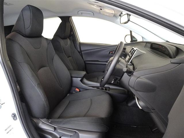 プリウス ＳセーフティプラスＩＩ　衝突被害軽減システム　メモリーナビ　フルセグ　バックカメラ　ＥＴＣ　ＬＥＤヘッドランプ　スマートキー（4枚目）