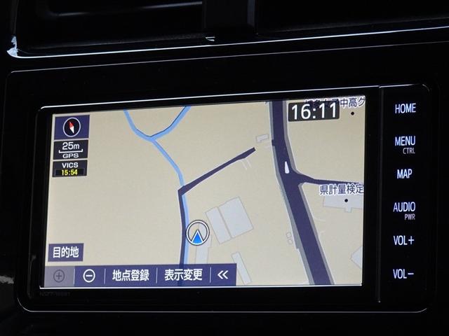 プリウス ＳセーフティプラスＩＩ　衝突被害軽減システム　メモリーナビ　フルセグ　バックカメラ　ＥＴＣ　ＬＥＤヘッドランプ　スマートキー（6枚目）