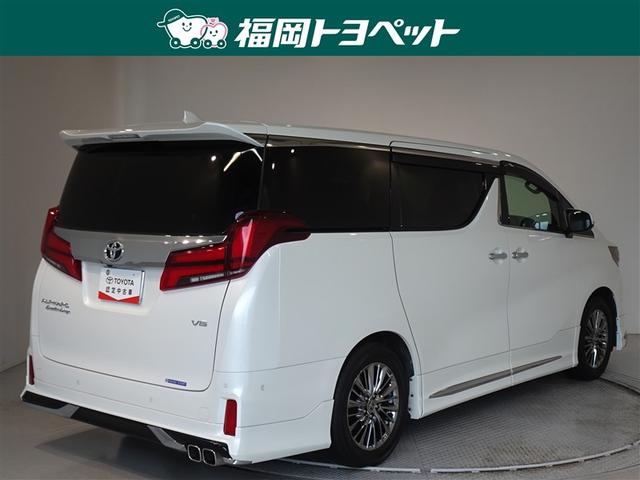 アルファード ３．５エグゼクティブラウンジＳ　衝突被害軽減システム　メモリーナビ　フルセグ　後席モニター　バックカメラ　ＥＴＣ　サンルーフ　両側電動スライド　フルエアロ　３列シート　ＬＥＤヘッドランプ　スマートキー　乗車定員７人（3枚目）