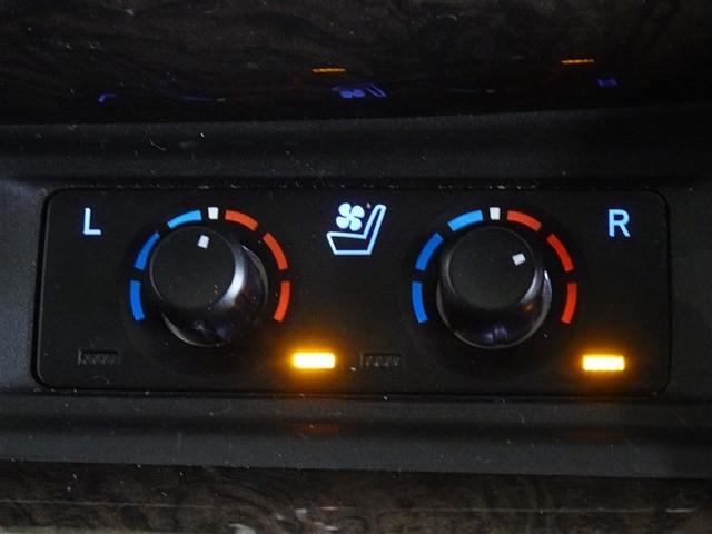 アルファード ３．５エグゼクティブラウンジＳ　衝突被害軽減システム　メモリーナビ　フルセグ　後席モニター　バックカメラ　ＥＴＣ　サンルーフ　両側電動スライド　フルエアロ　３列シート　ＬＥＤヘッドランプ　スマートキー　乗車定員７人（15枚目）