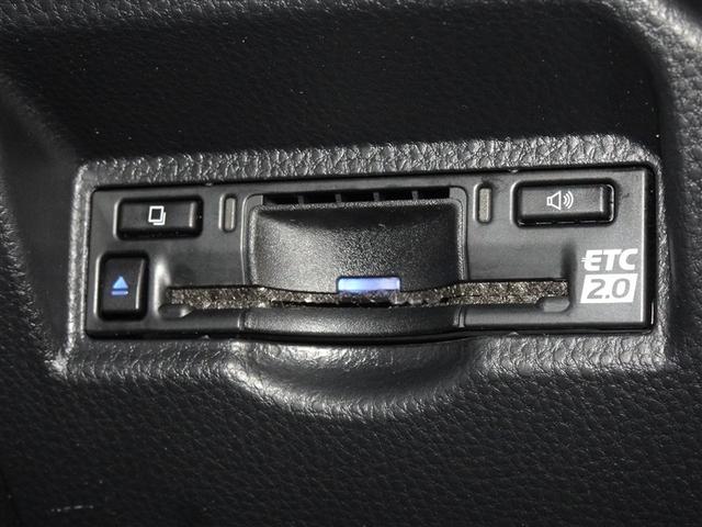 ノア ハイブリッドＳ－Ｇ　衝突被害軽減システム　フルセグ　バックカメラ　ＥＴＣ　ドラレコ　３列シート　ＬＥＤヘッドランプ　スマートキー　乗車定員８人（17枚目）